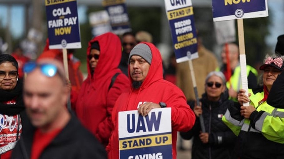US auto strike widens as 8,700 more workers join