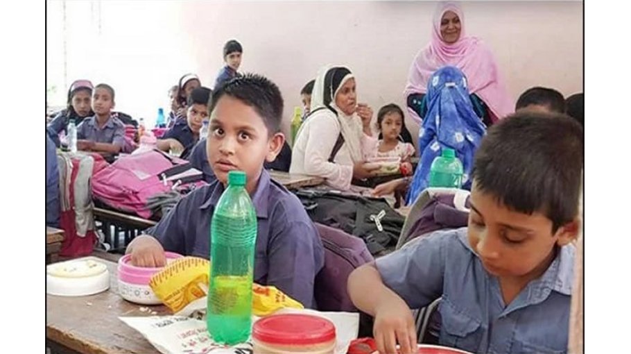 Midday meal for primary students from November