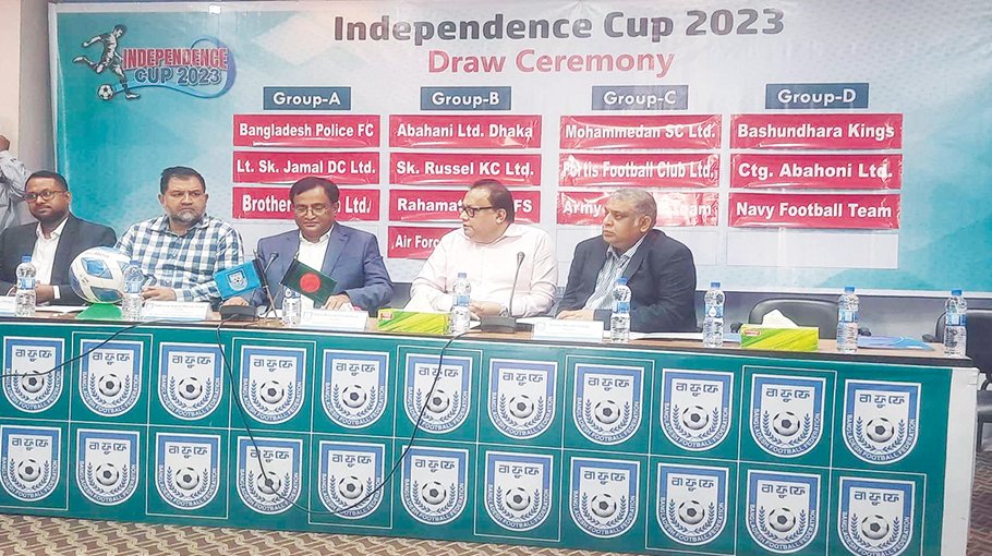 Draw of Independence Cup football held