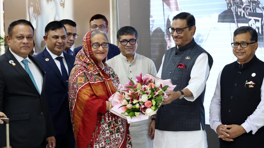 PM returns home from Brussels