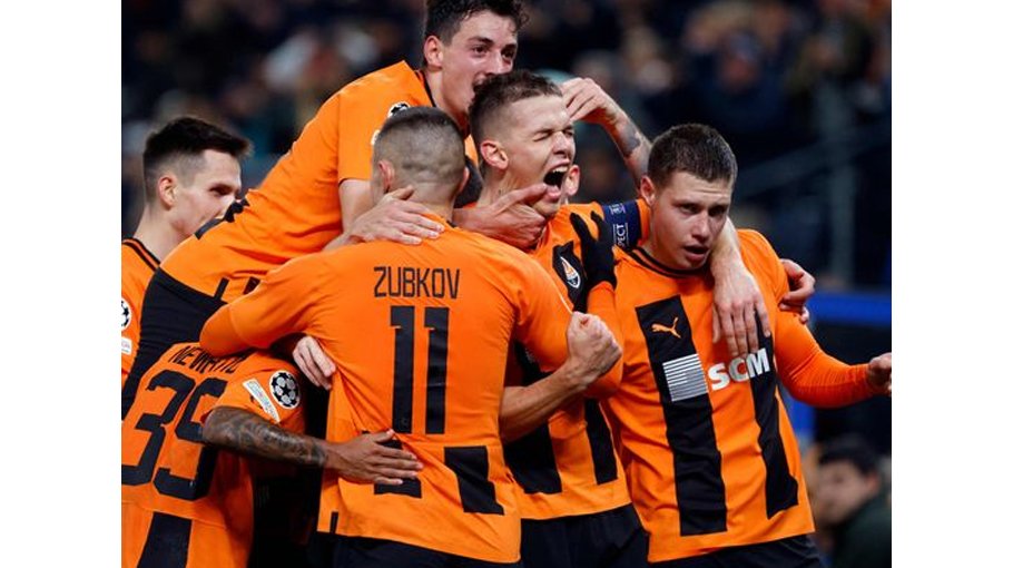 Barca slump   at Shakhtar