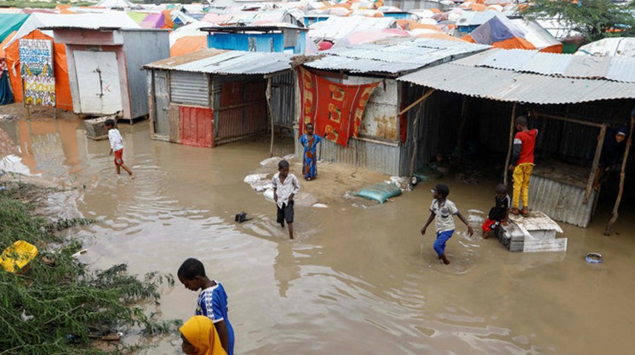 Somalia floods kill 29, displace 300,000 people