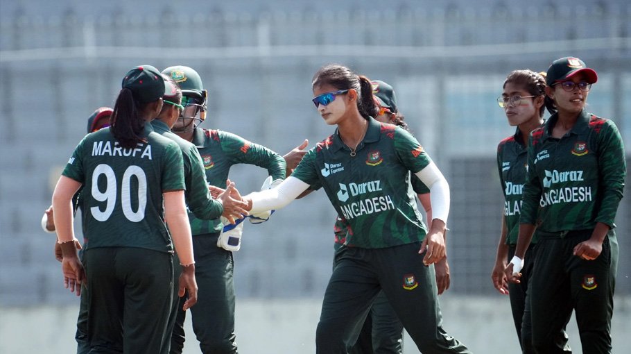Women's team for South Africa tour