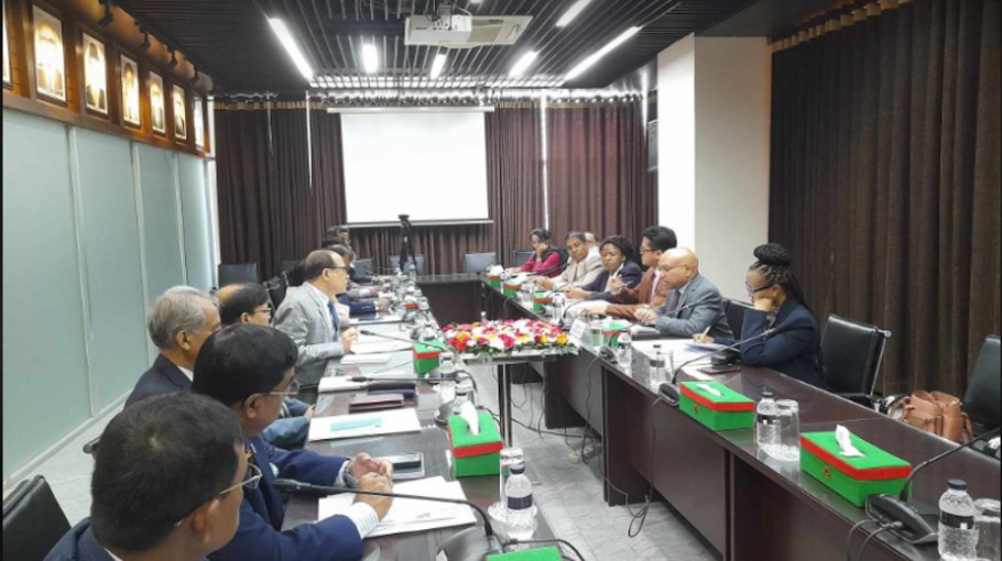 C’wealth team happy meeting with EC