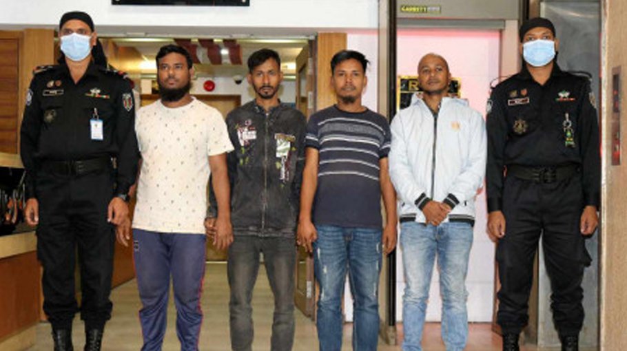 Miscreants torch bus only for Tk 7,000, claims RAB