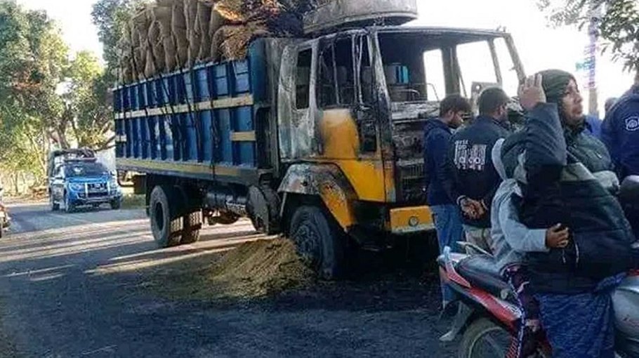 Truck torched in Dinajpur