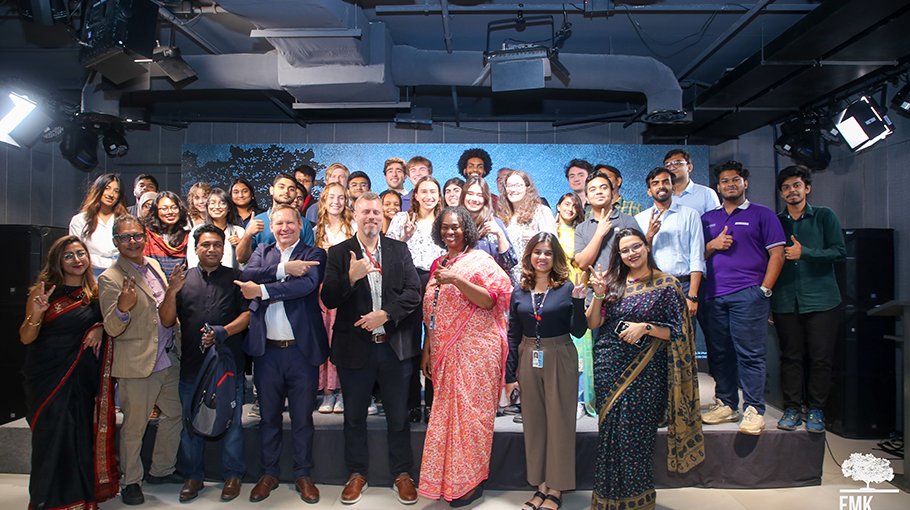 Minnesota students exchange views with Bangladeshi students in Dhaka 