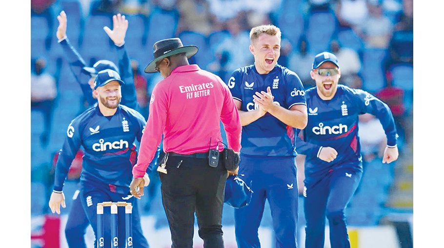 Curran, Buttler back in form as England level series