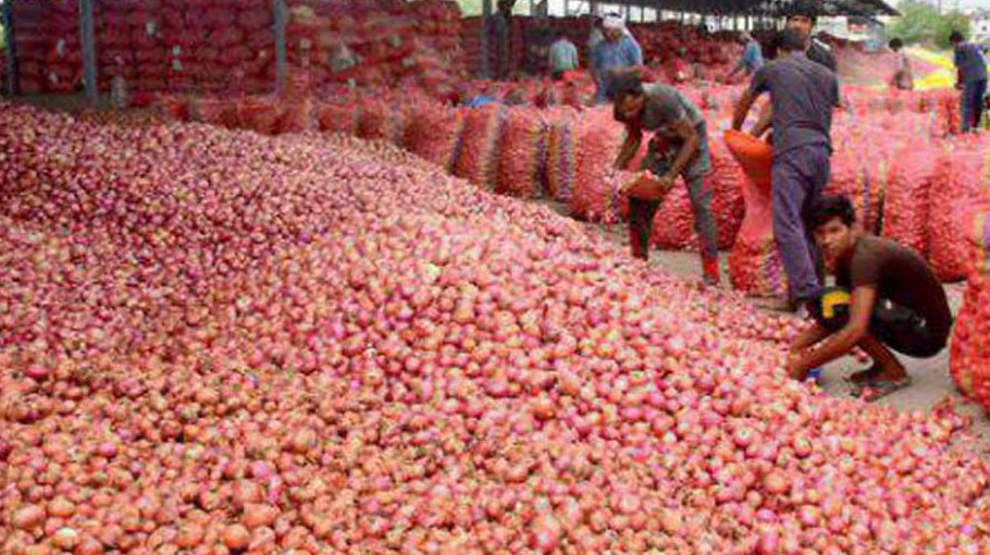 India bans onion export from Friday until March 31