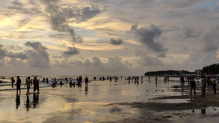 Youth’s body recovered from beach