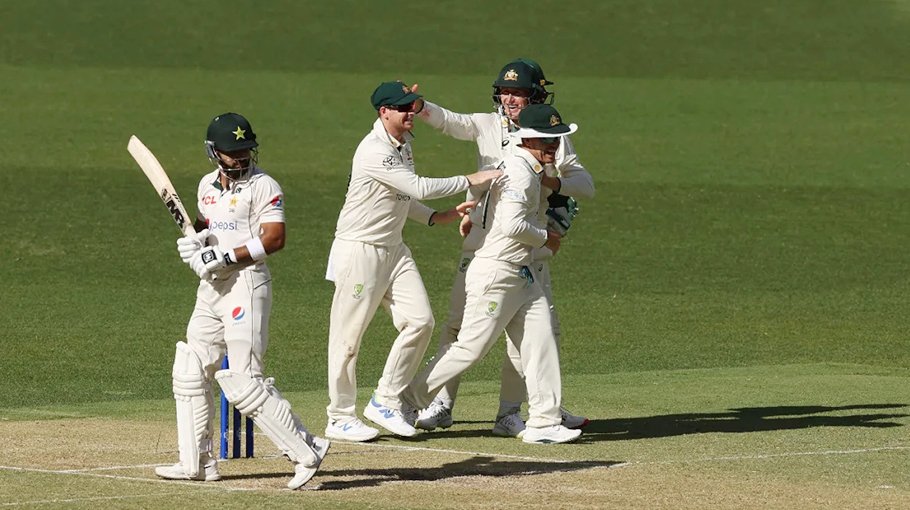 Pakistan dig in as Lyon edges closer to milestone