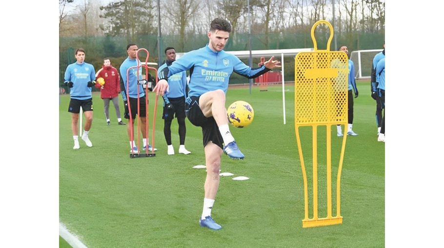 Liverpool host Arsenal in battle for PL Christmas No. 1 