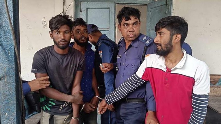 3 held over bomb blast on rail track   in N’ganj