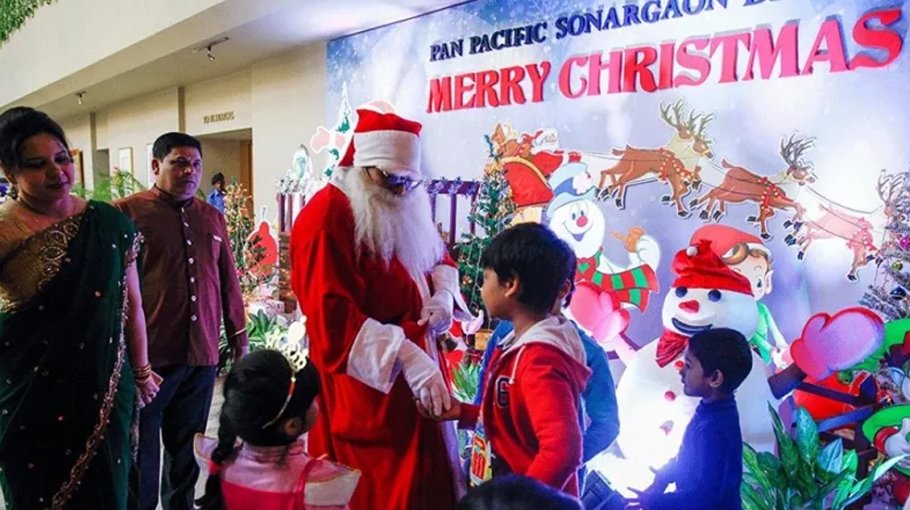 Festivities, message of peace mark Christmas celebrations in country