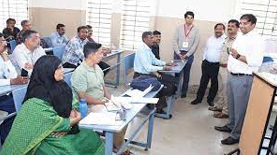 Two-day training course for   polling   officers begins 
