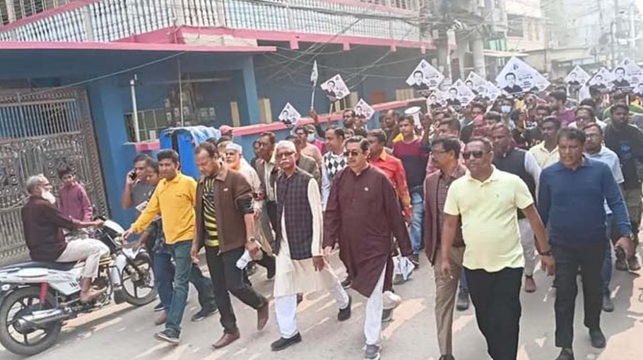 Poll campaign reaches  its peak in Khulna