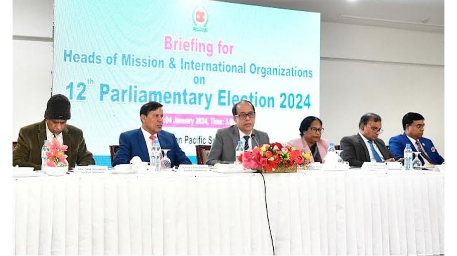 CEC assures foreign diplomats of fair and credible polls