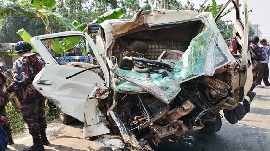 5 BGB men among 8 injured in   road crash