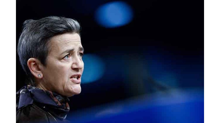 EU's competition czar warns tech giants on new rulebook