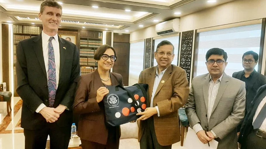 US keen to work as partner in lowering trade union threshold: Anisul