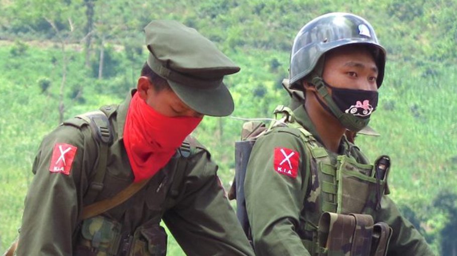 Myanmar junta troops flee  to China after KIA attack