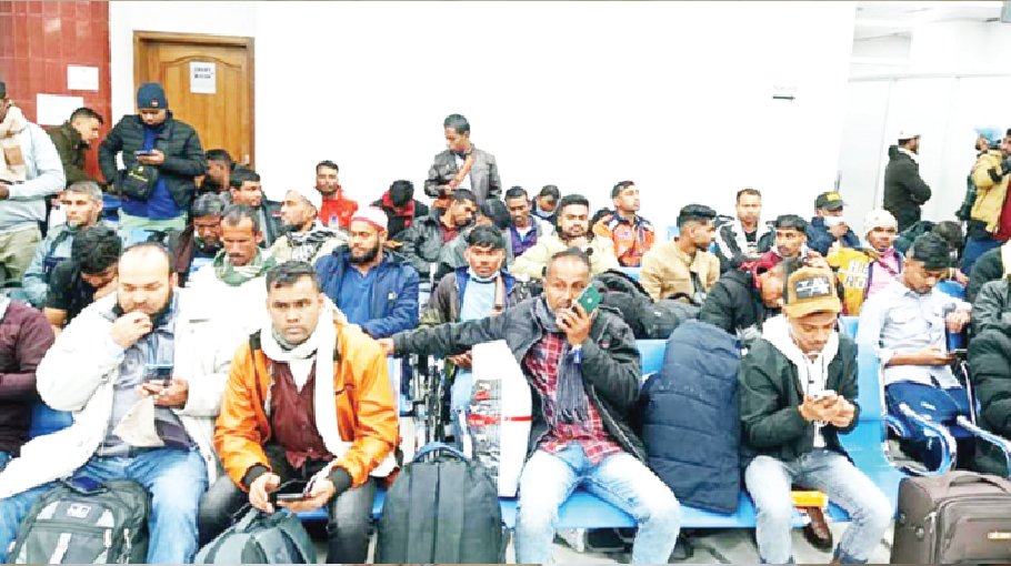 139 Bangladeshi return from Libya