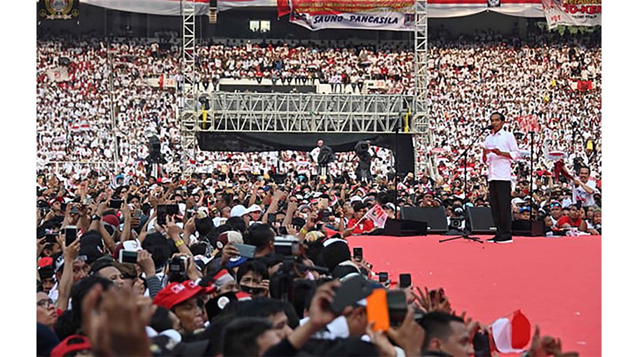 Final Indonesia campaign rallies draw tens of thousands
