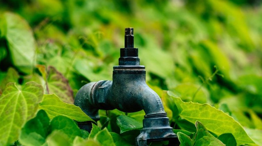 Worldwide decline of groundwater is alarming