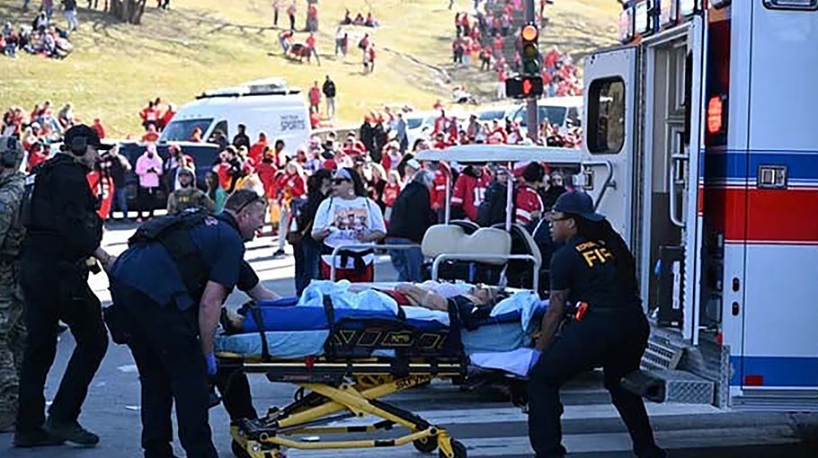 One dead, children among 21 injured