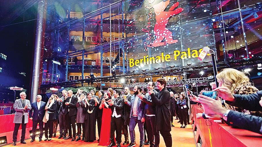 Berlin Film Festival’s opening night marks glamour and politics