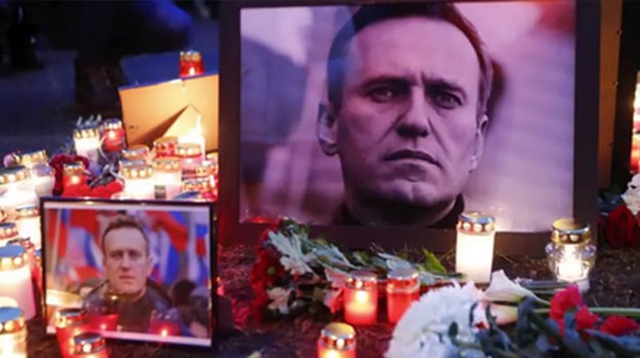 Mourners in Europe, US pay tribute to Navalny