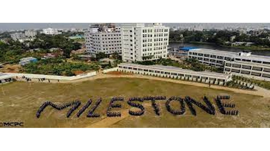 Milestone College hosts freshers reception