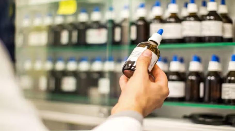 Health Minister directs to reduce price of  medicine, stents