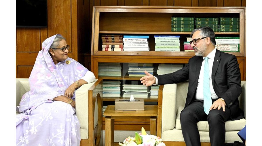 PM reiterates dignified return of Rohingyas to Myanmar