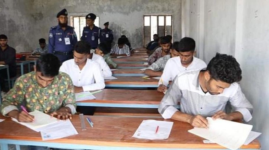 48 youths get police jobs in Faridpur