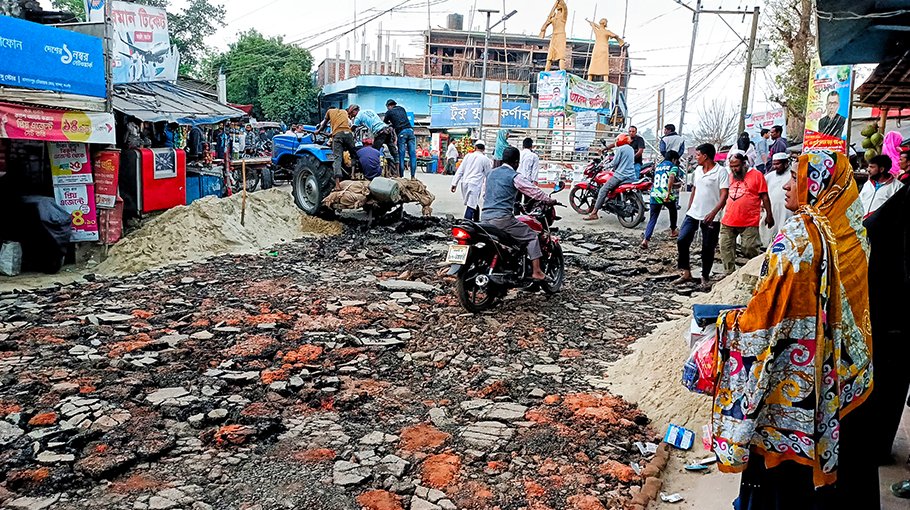 Irregularities in LGED road reconstruction alleged - Bangladesh Post