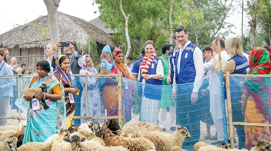UNDP Goodwill Ambassador observes   climate change resilience efforts in Bangladesh