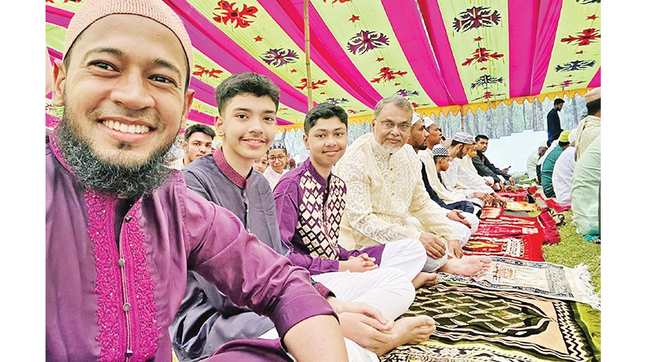 Cricketers celebrate Eid with family and friends 