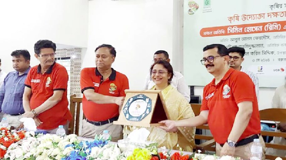 ‘Govt extending all-out support  to agri-entrepreneurs’ 