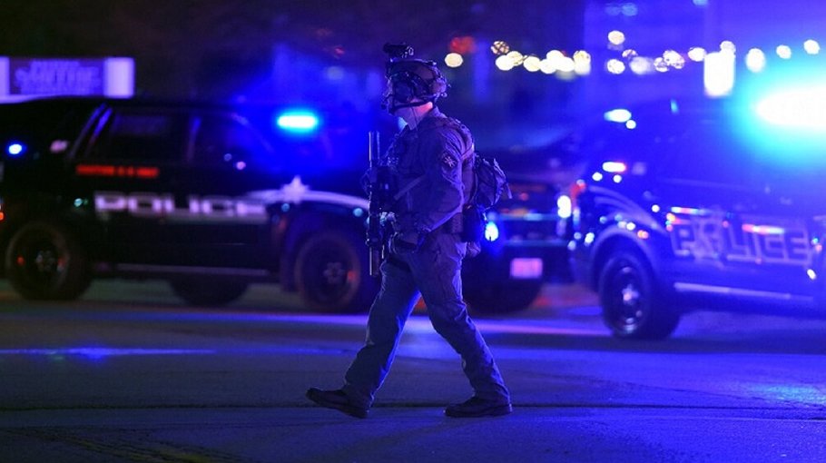 Eight killed  in Mexico  shooting