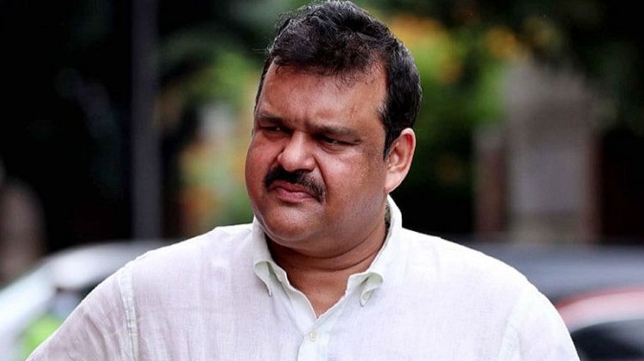 Akram expresses concern for top-order