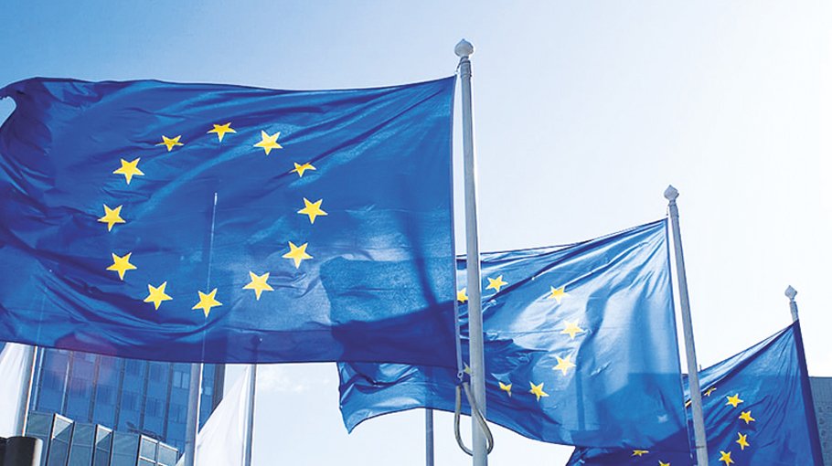 EU adopts mandatory corporate accountability for human rights