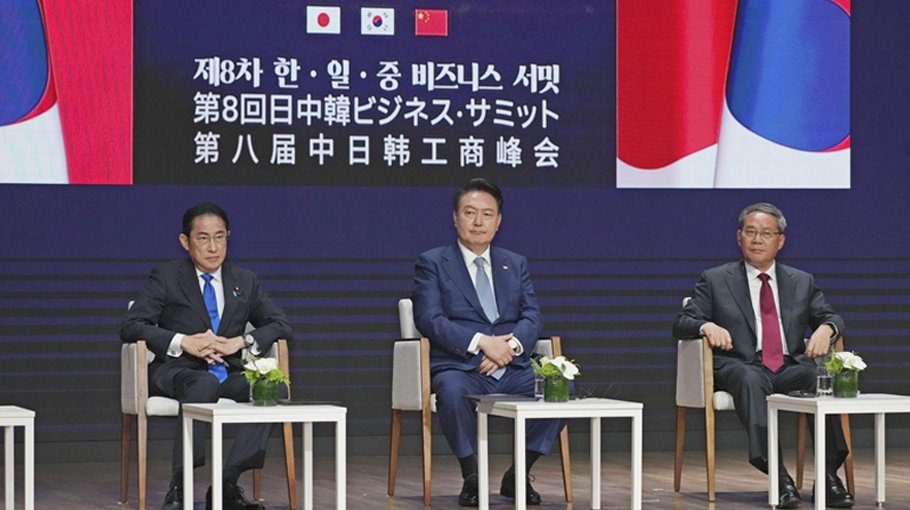 Seoul, Beijing, Tokyo  reaffirm  pledge