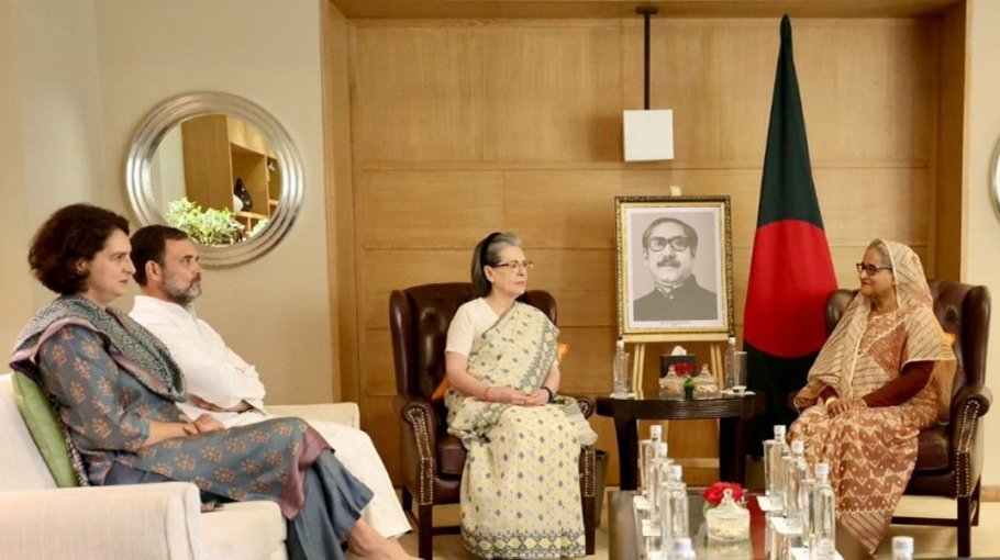Sonia, Rahul, Priyanka meet PM Hasina