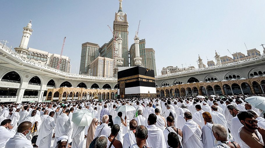 Hajj begins under shadow of Gaza war
