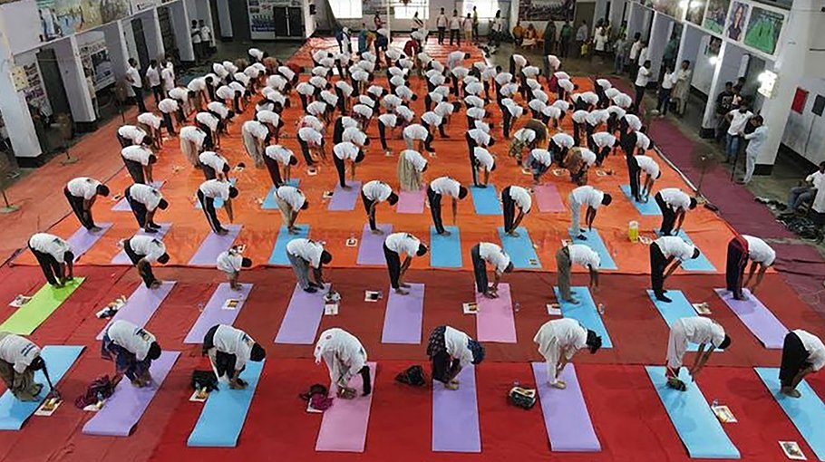 10th Int’l Yoga Day celebrated at RU