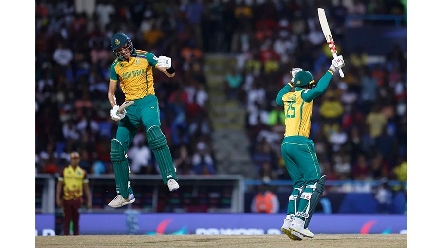Proteas, England qualify for semis
