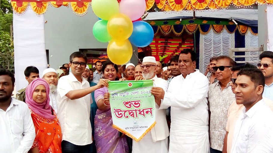 Agriculture technology fair begins in Ishwardi