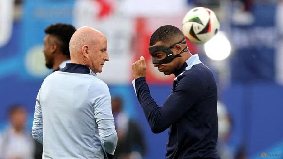 France can play better, criticism is unfair: Stephan