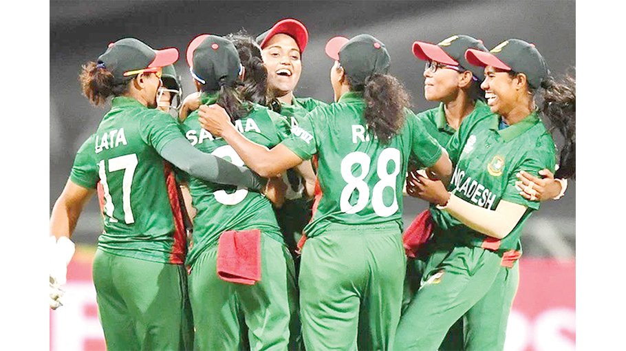 Tigresses roar back before semis